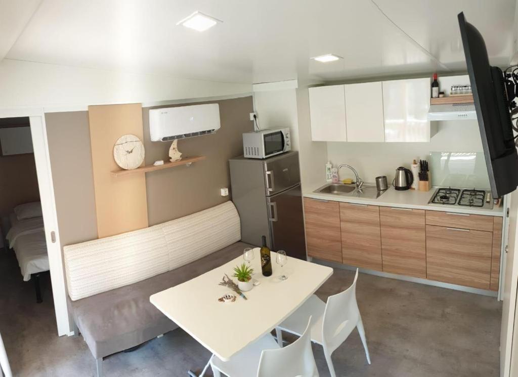 Oaza Mira Mobile Houses - Camp Basko Polje #Bestoffer Baška Voda Eksteriør bilde
